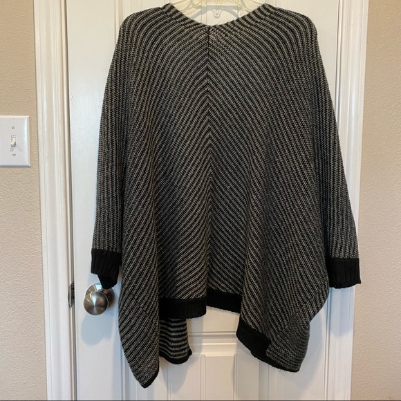 Maurices Cardigan - Picture 2 of 6